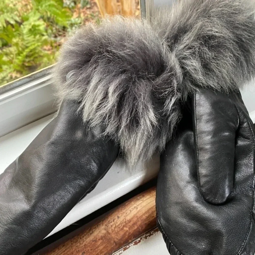 UGG Black Leather Faux Fur Gloves Large